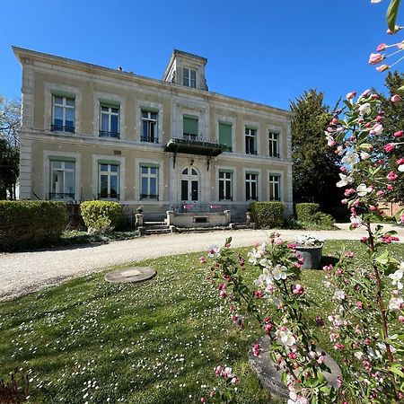 Chateau De Pougy Kültér fotó
